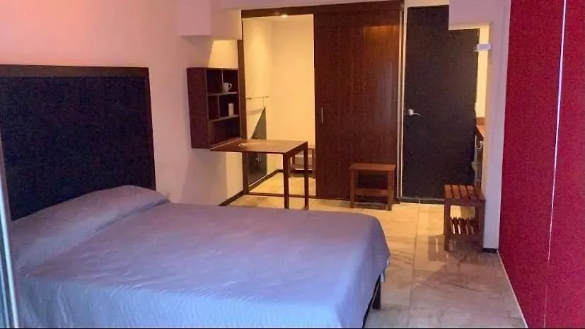 Guest house Grand Plaza Cancun
